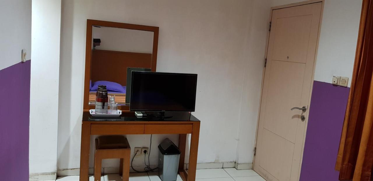 Hotel Dequr Jakarta Kota Exteriör bild
