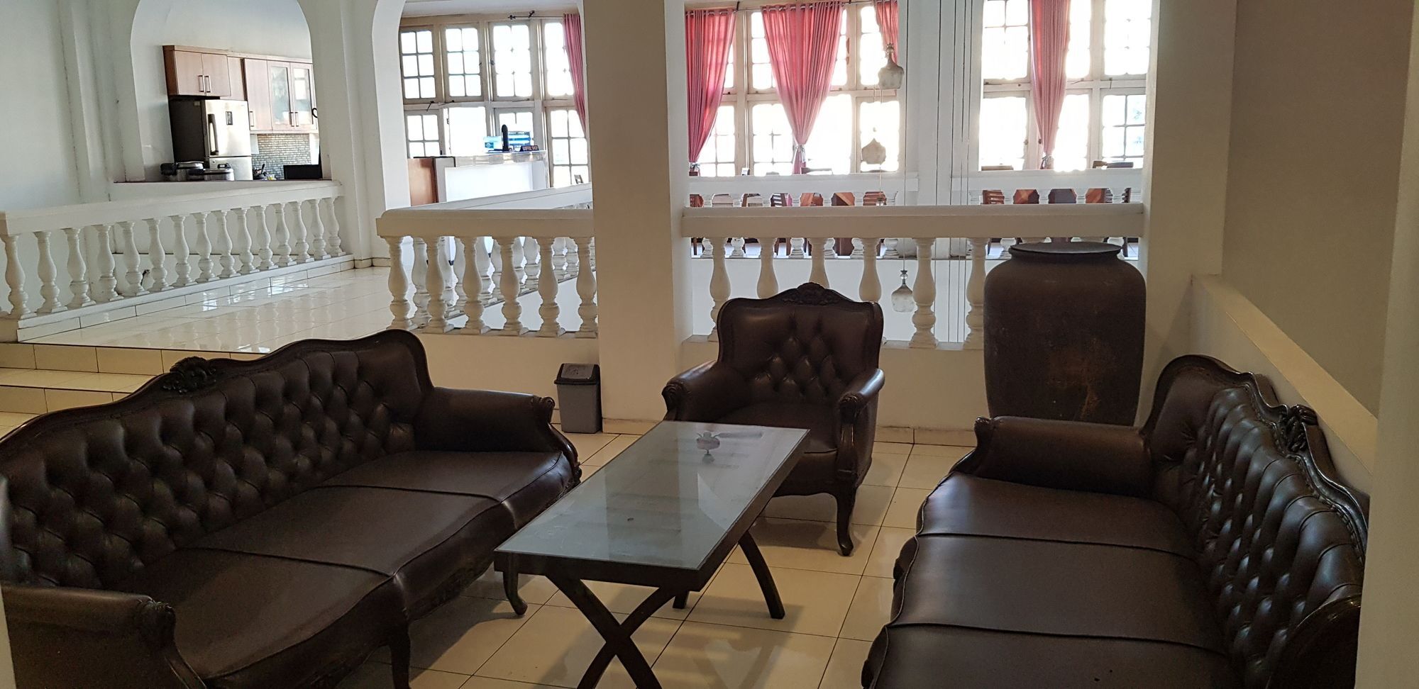 Hotel Dequr Jakarta Kota Exteriör bild